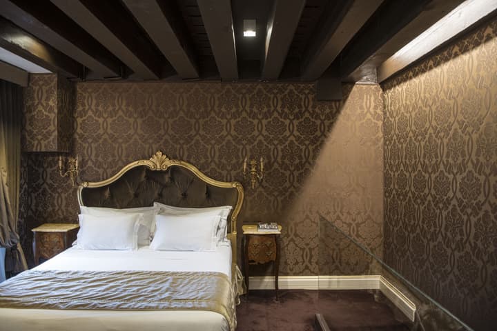Hotel Nani Mocenigo Palace