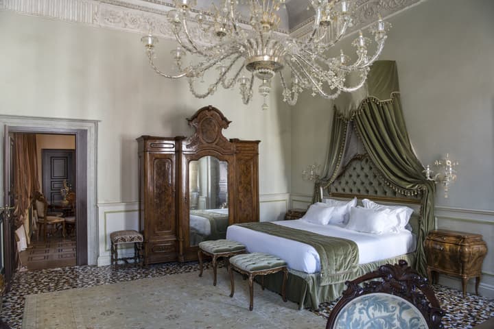 Hotel Nani Mocenigo Palace