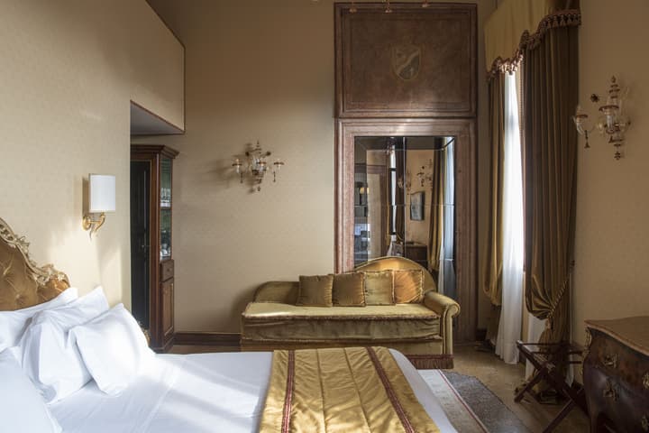Hotel Nani Mocenigo Palace