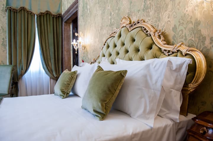 Hotel Nani Mocenigo Palace
