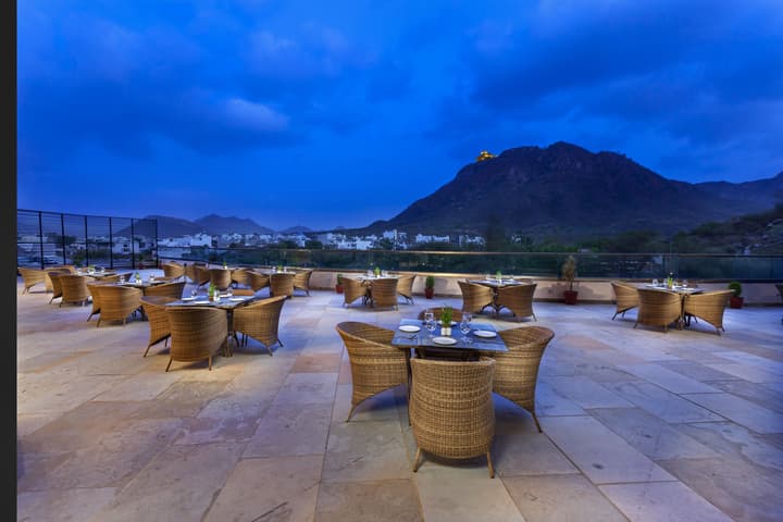 juSTa Luxe Sajjangarh Resort & Spa, Udaipur
