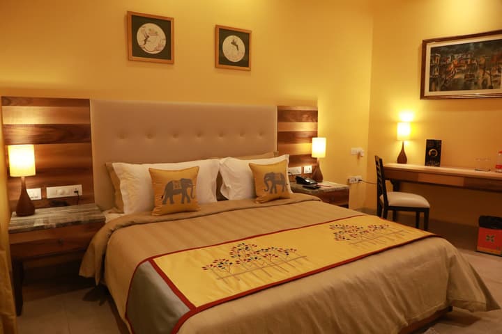 juSTa Luxe Sajjangarh Resort & Spa, Udaipur