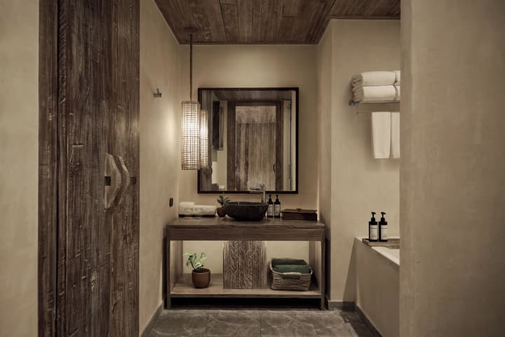 Dinso Resort & Villas Phuket, Vignette Collection by IHG