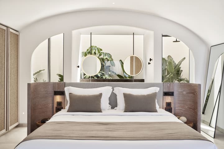 Canaves Epitome - Small Luxury Hotels of the World