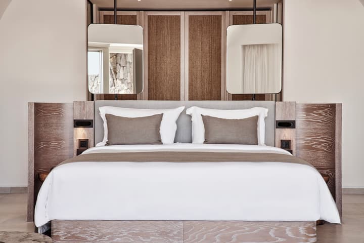 Canaves Epitome - Small Luxury Hotels of the World