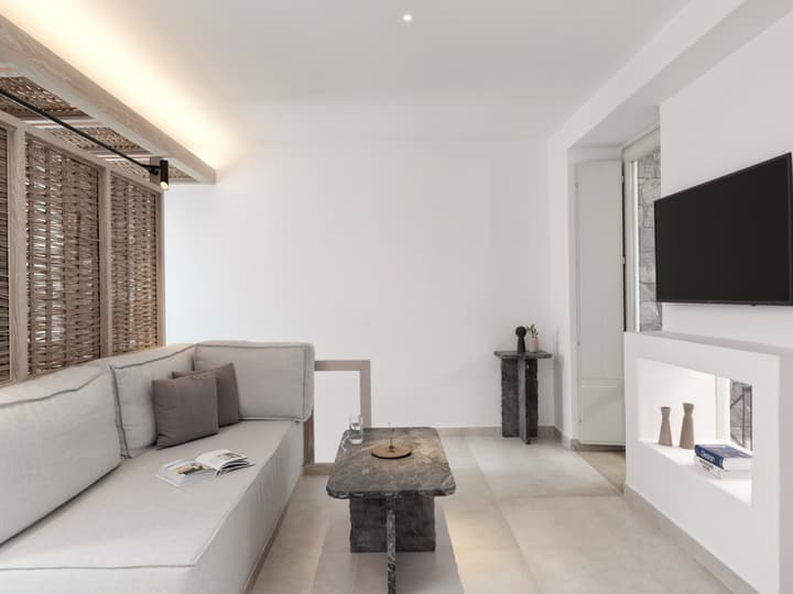 Canaves Epitome - Small Luxury Hotels of the World