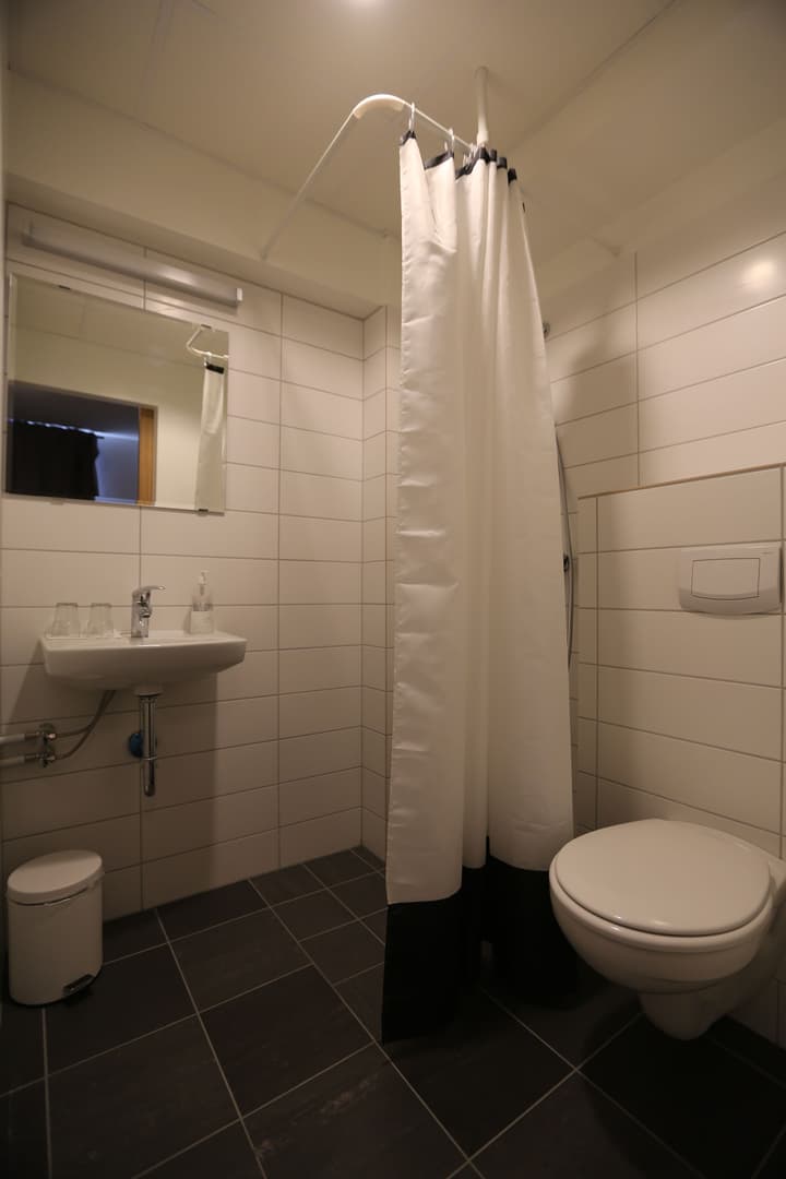 100 Iceland Hotel
