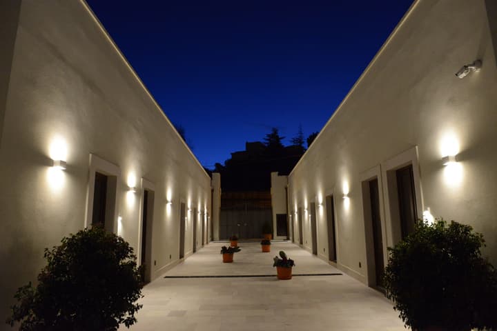 Domus Antiqua Residence