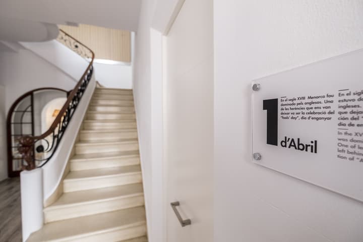 Hotel Abril 37