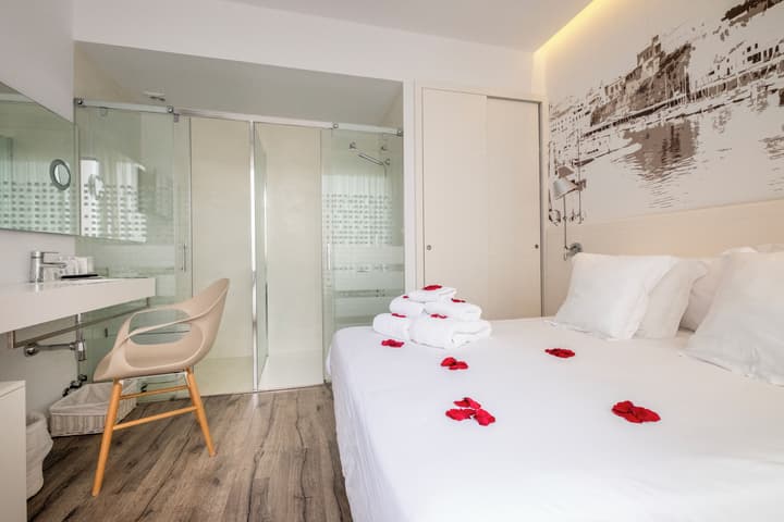 Hotel Abril 37