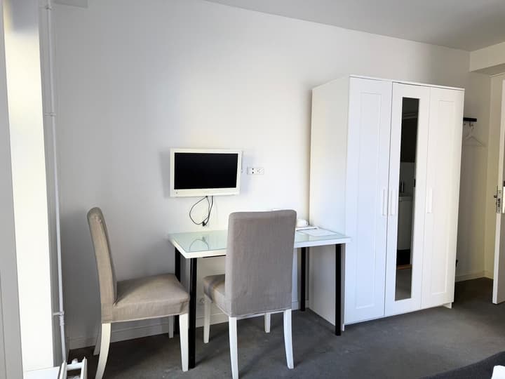 Hotel M18