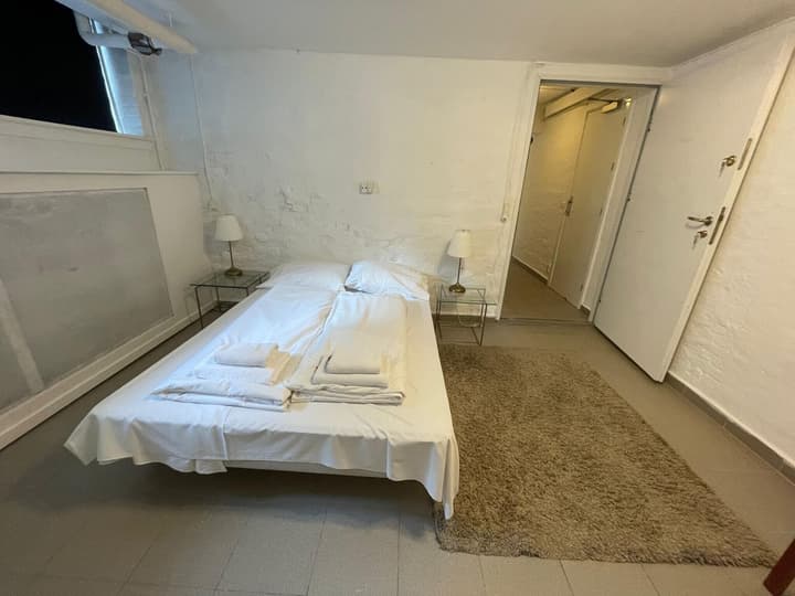 Hotel M18