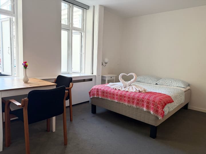 Hotel M18