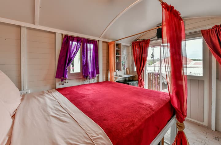 Mammaloe's Aruba Boho Boutique Hotel