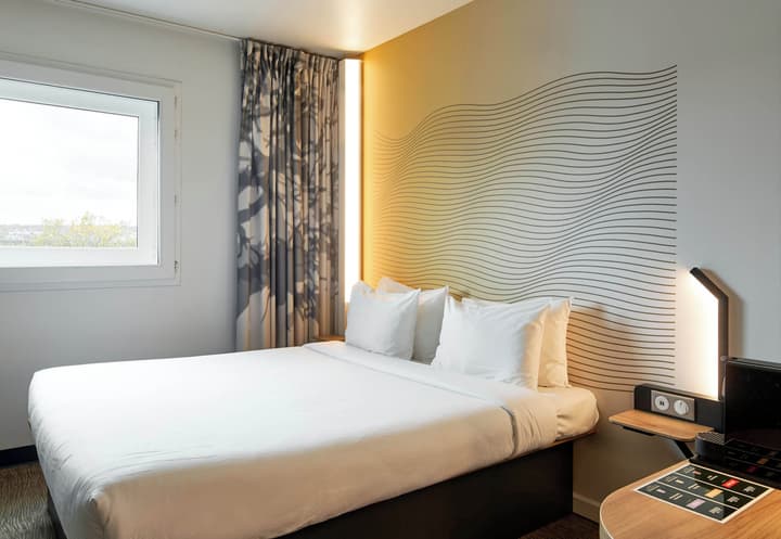 B&B HOTEL NANTERRE Rueil Malmaison