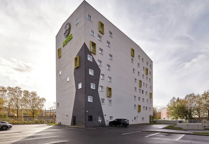 B&B HOTEL NANTERRE Rueil Malmaison
