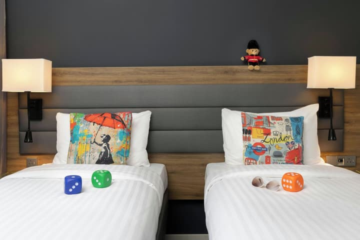 MOXY London Heathrow Airport