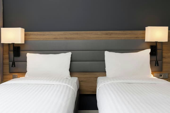 MOXY London Heathrow Airport