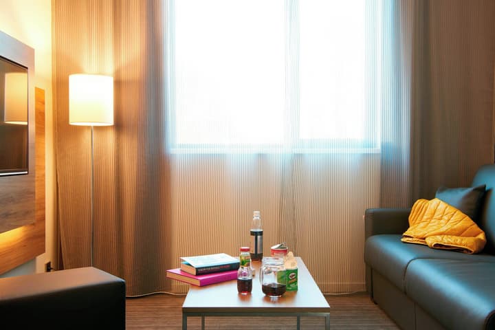 MOXY London Heathrow Airport