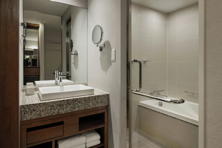 Courtyard By Marriott Kyoto Shijo Karasuma