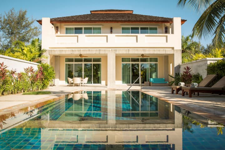 ROBINSON KHAO LAK