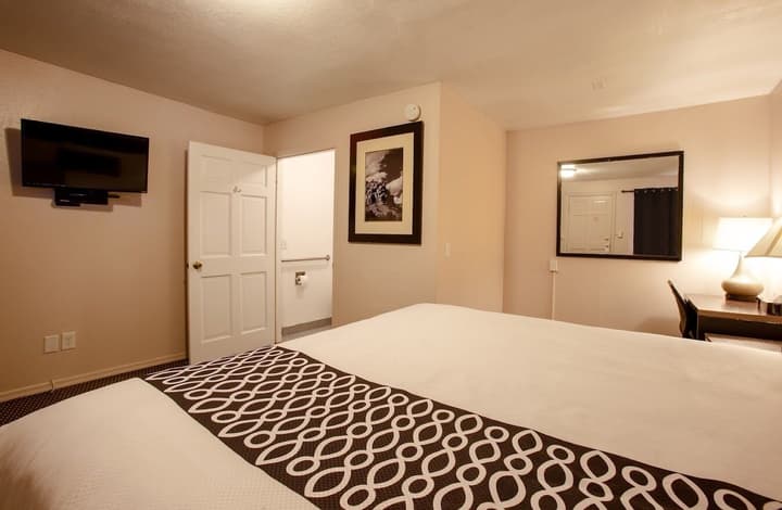 Celilo Inn