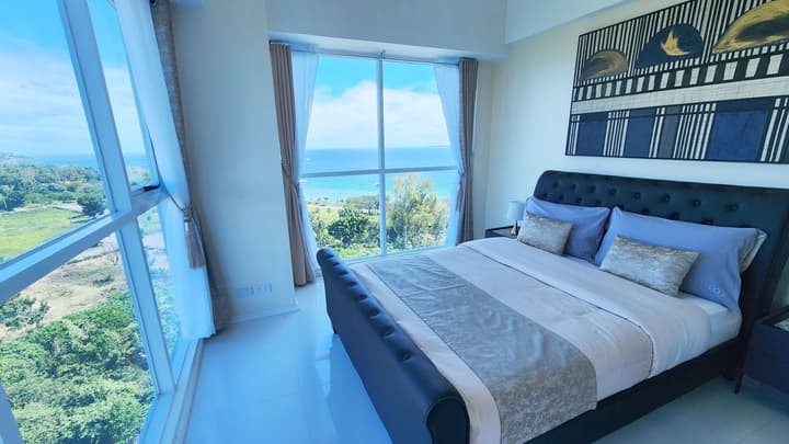 La Mirada Residences