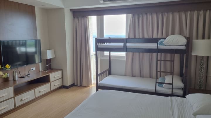 La Mirada Residences