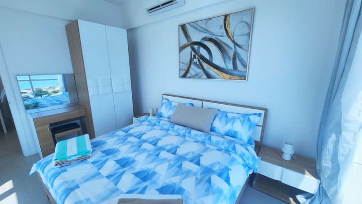 La Mirada Residences