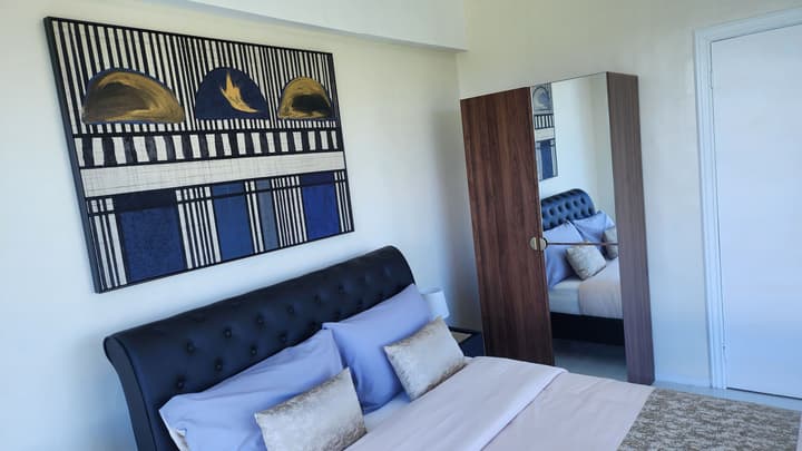 La Mirada Residences