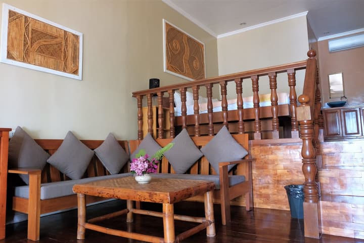 Island View Beachfront Resort
