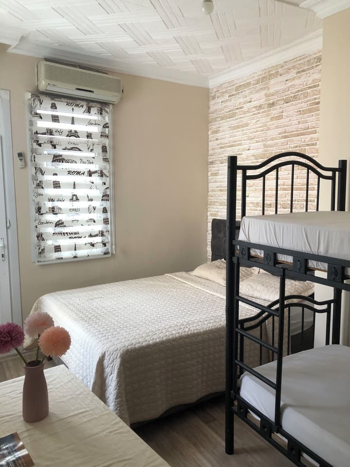 Avrasya Hostel
