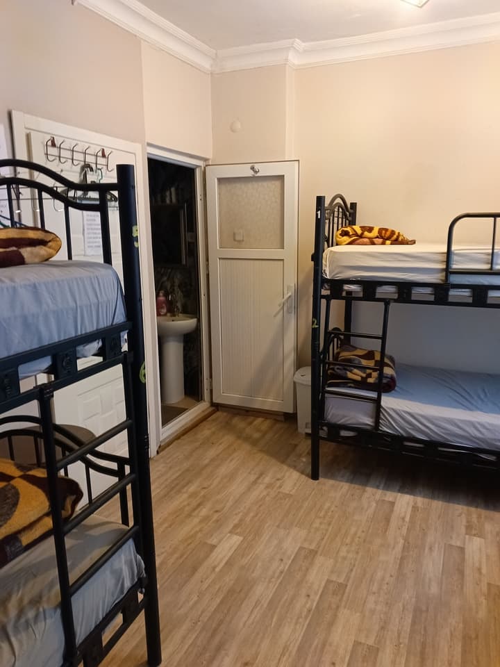 Avrasya Hostel