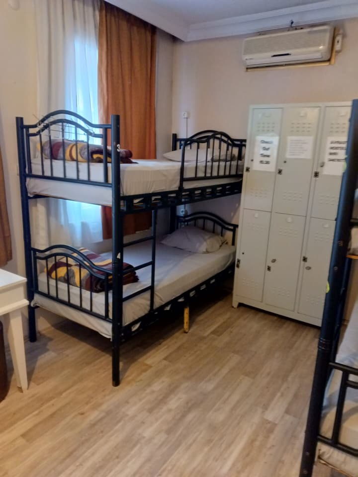 Avrasya Hostel