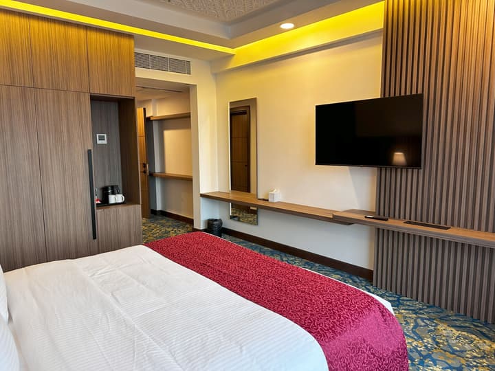 Surgrand Hotel