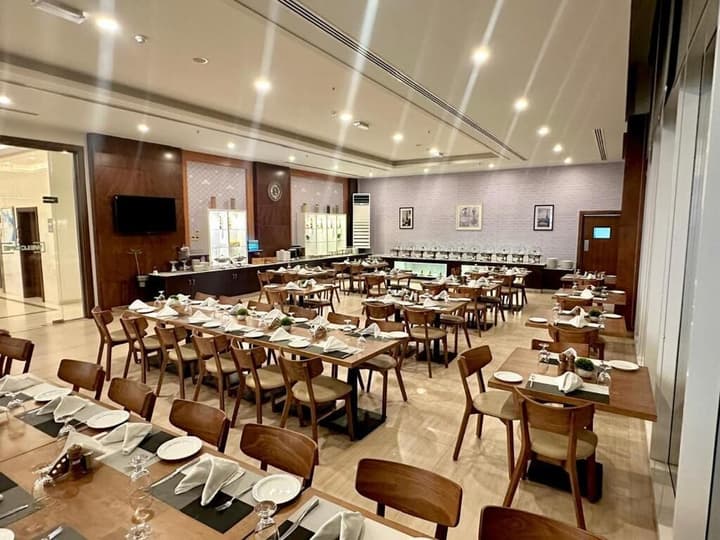 Surgrand Hotel