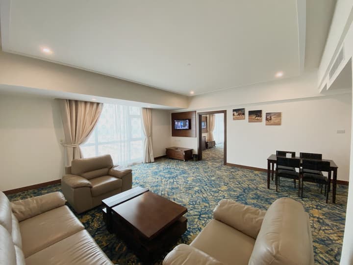 Surgrand Hotel