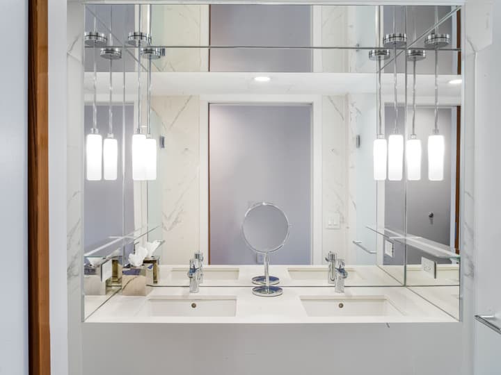 33 Hotel, New York City, Seaport