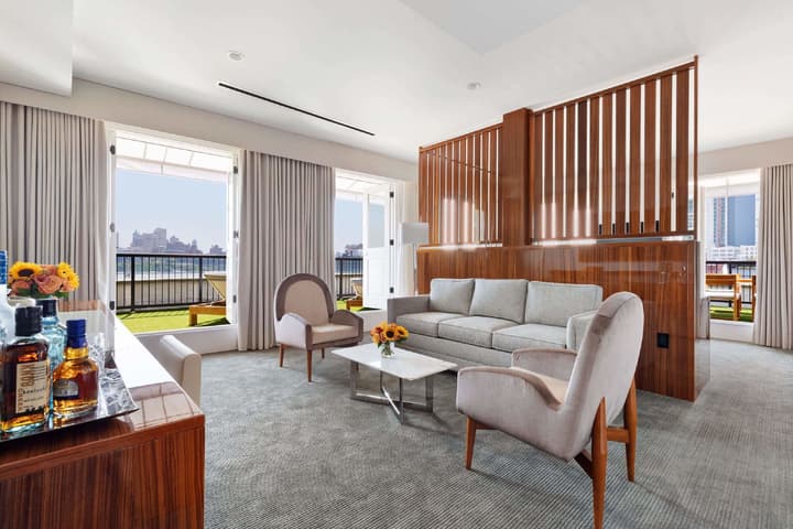 33 Hotel, New York City, Seaport