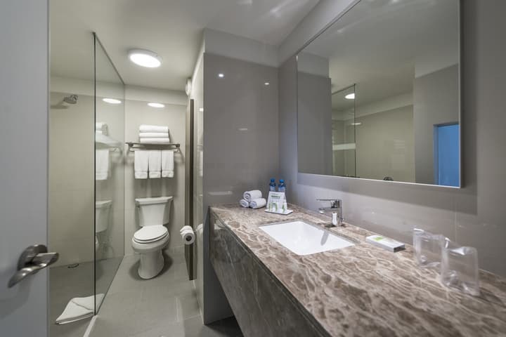 Holiday Inn Lima Airport by IHG