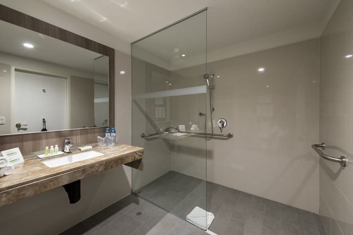 Holiday Inn Lima Airport by IHG
