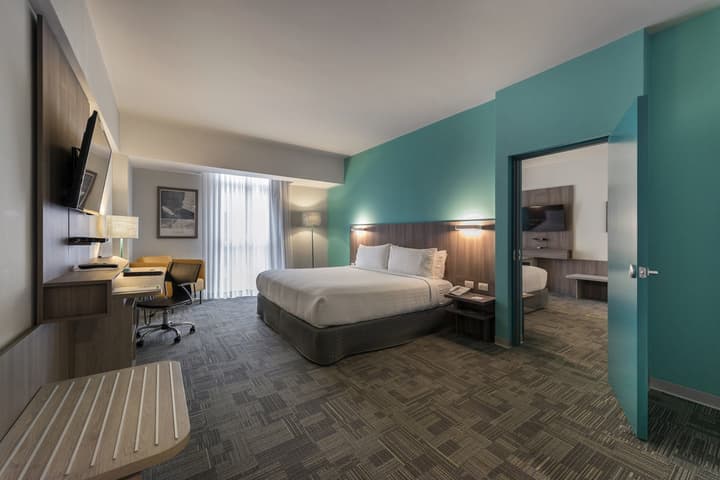 Holiday Inn Lima Airport by IHG