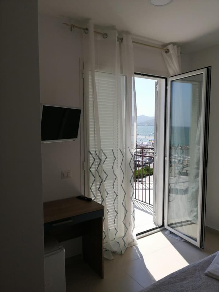 Hotel Tirreno