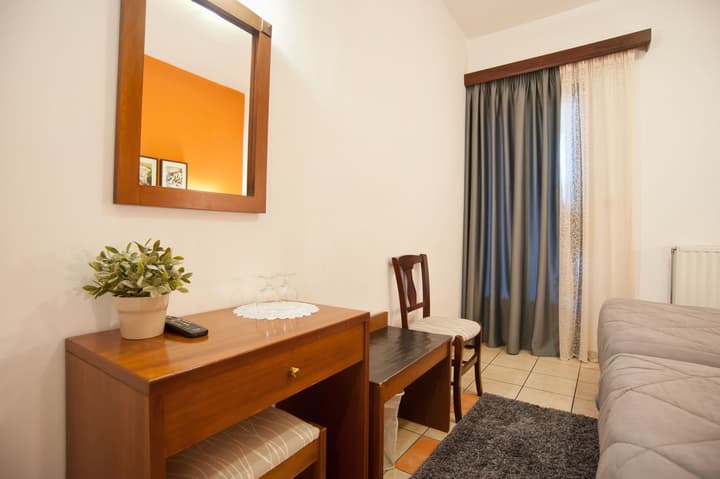 Artemis Hotel