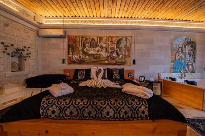 Safran Cave Hotel