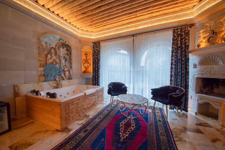 Safran Cave Hotel
