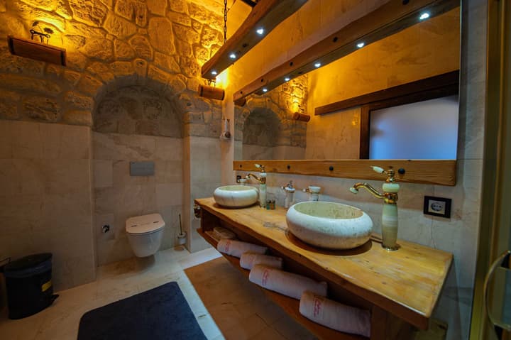 Safran Cave Hotel