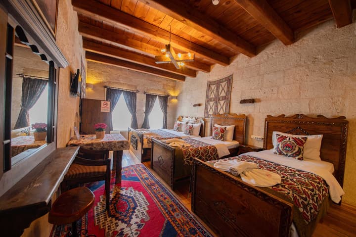 Safran Cave Hotel