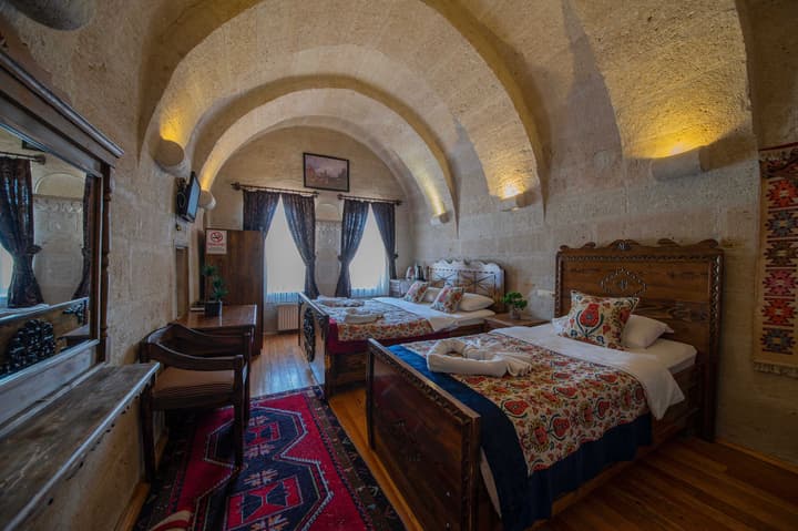 Safran Cave Hotel