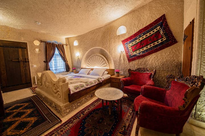 Safran Cave Hotel